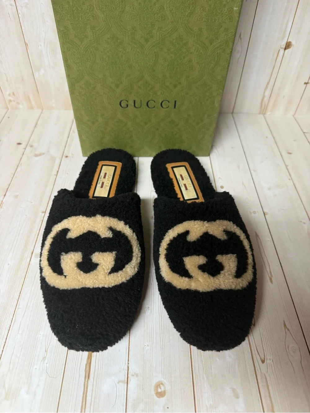 Gucci Faux Shearling Interlocking G Eileen Slipper Mules Black Sz 8G / 8.5US
